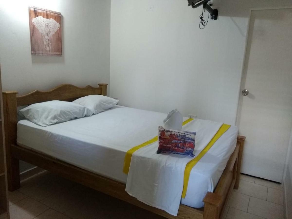 Hotel Isla Manga Home Cartagena Екстер'єр фото